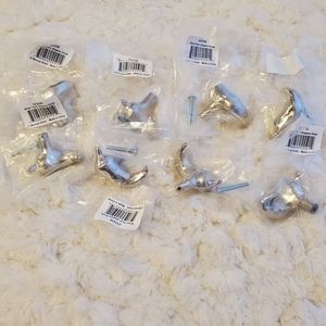 Michael Aram 8 Silver-tone Jalapeño cabinet knobs